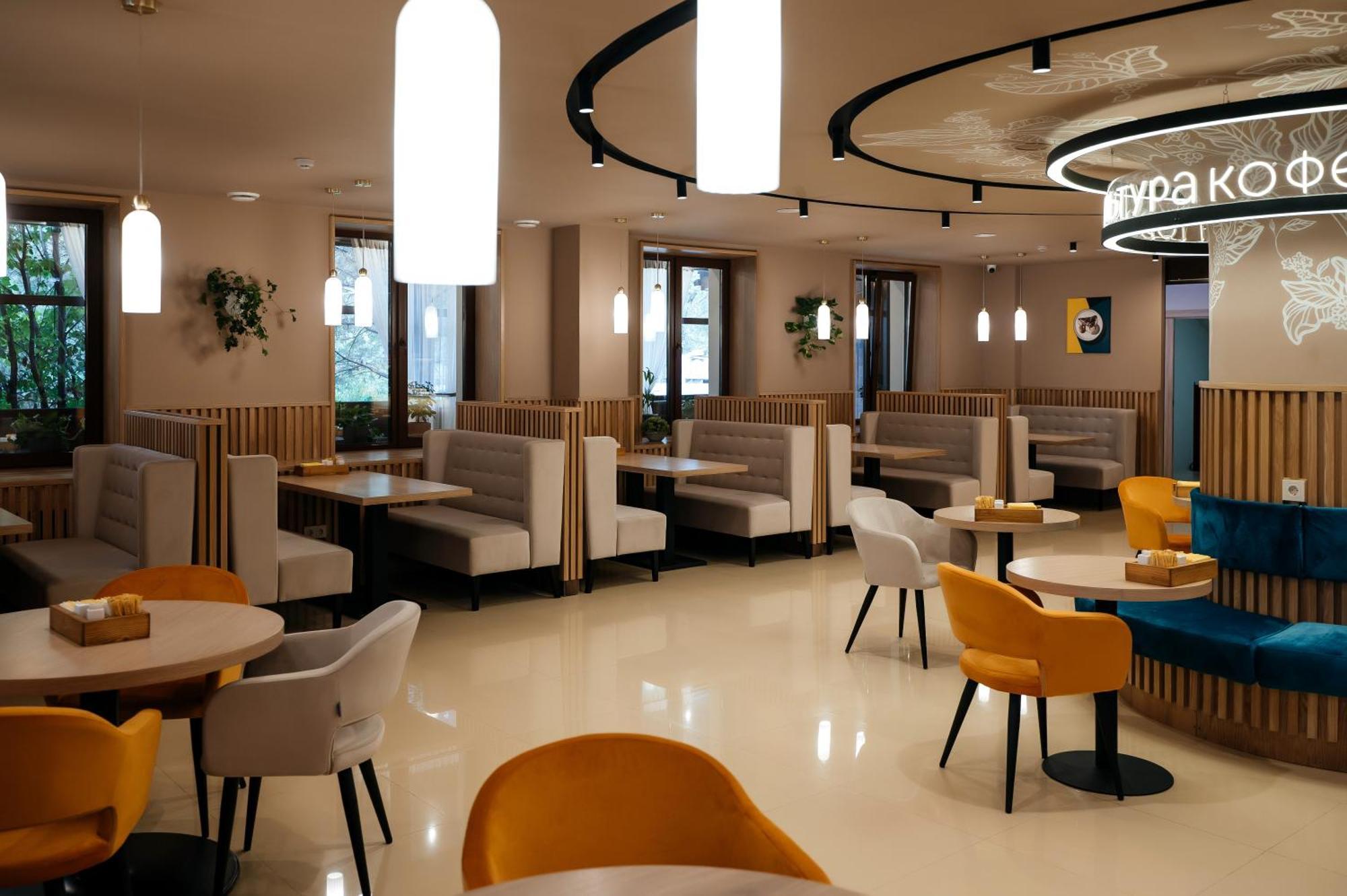 Victoria Hotel Uralsk Dış mekan fotoğraf
