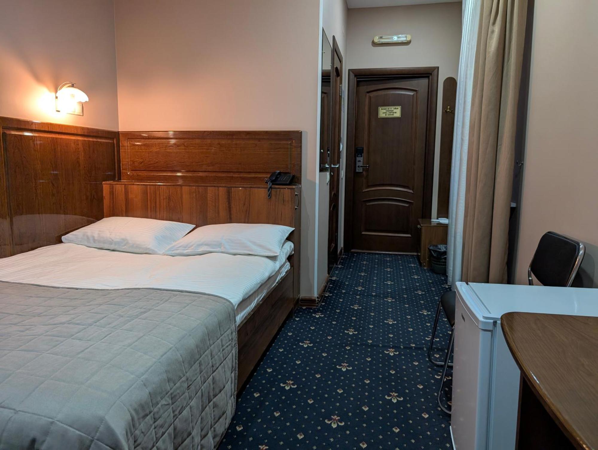 Victoria Hotel Uralsk Dış mekan fotoğraf